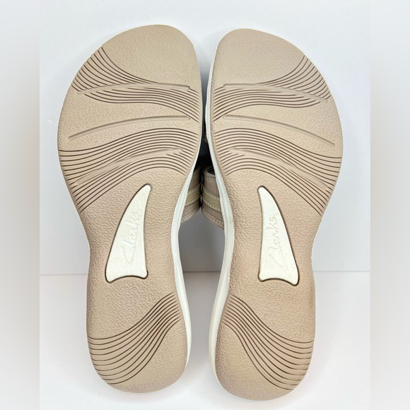 Clarks Cloudsteppers Women's Breeze Piper Slides 27772 Sz 9M Lt. Grey/White Nice - Picture 10 of 11